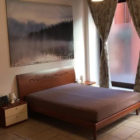 Holiday home Kindly Roberta Centro Storico Peschiera,lago Relax Peschiera del Garda